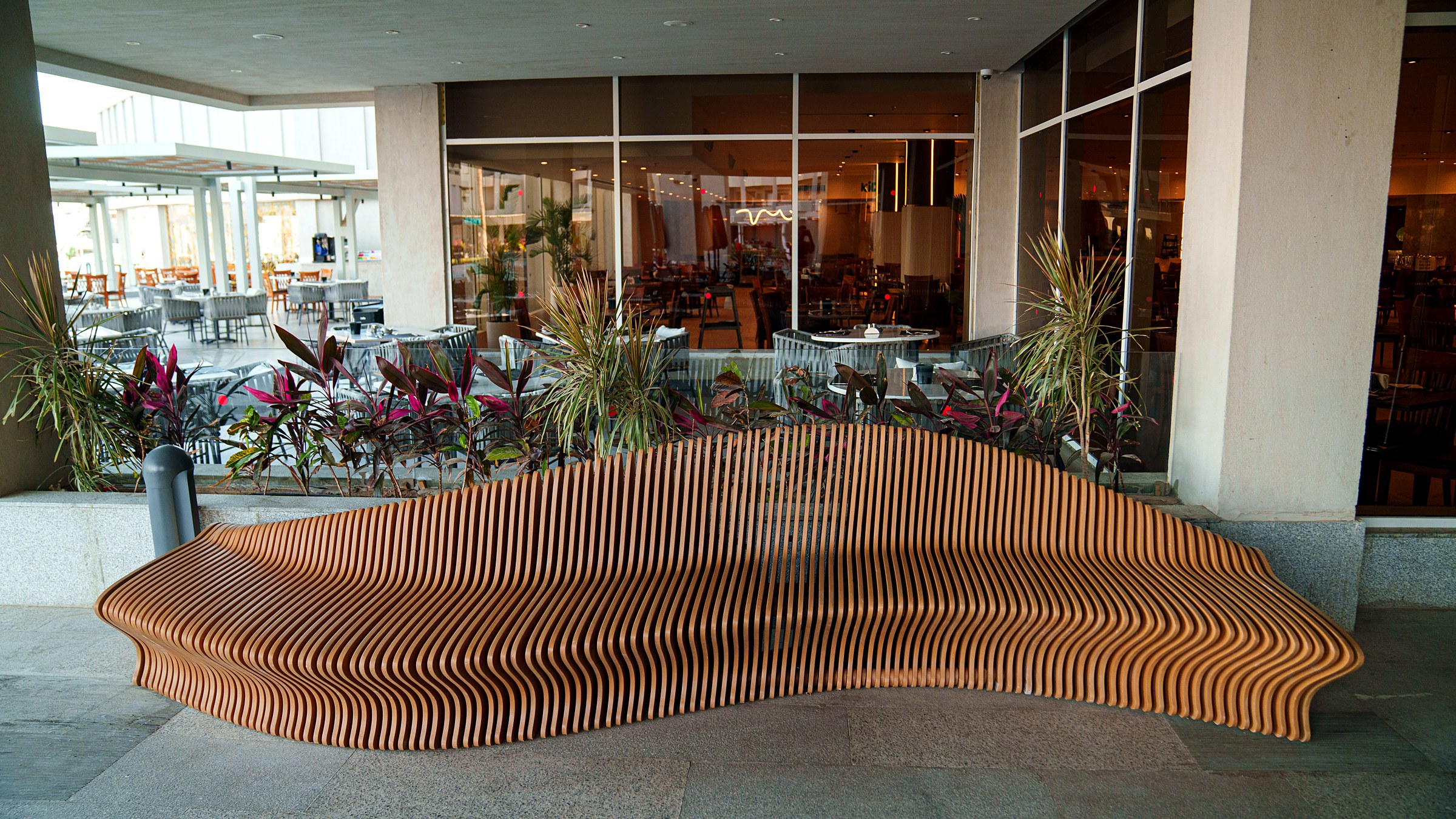 Sculptural engineered woodwork by Hammer